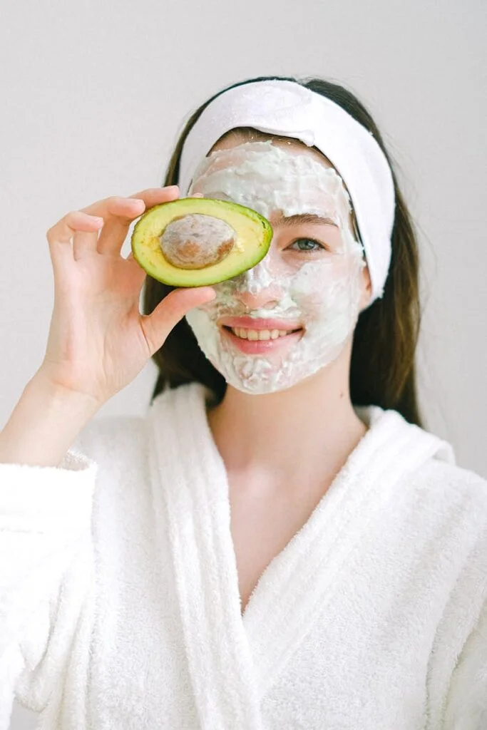 Entspannte Kundin bei einer Beauty-Behandlung